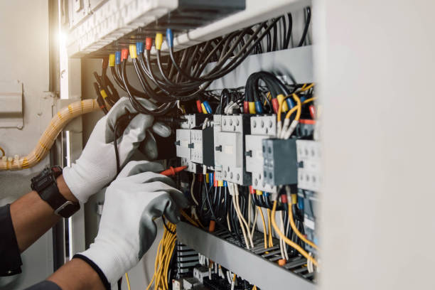 Best Electrical Contractors for Businesses  in Beverly Hills, FL